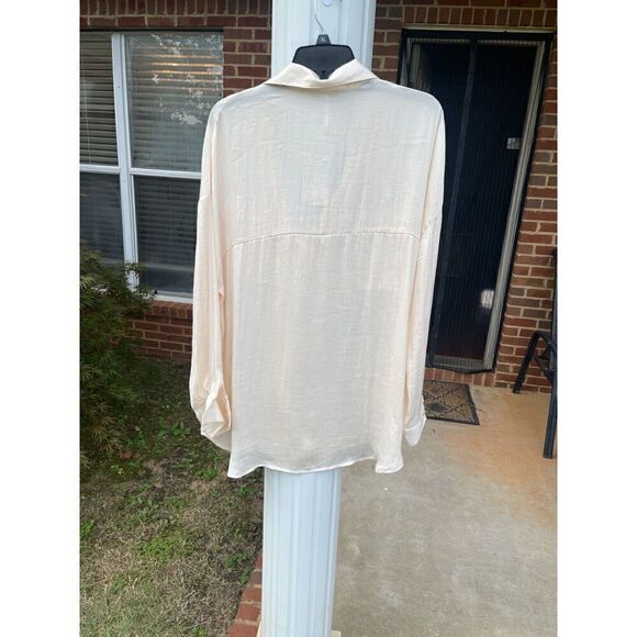 NWT Free People Blouse Top Women's M Ivory  Long Sleeves Collared - Picture 2 of 7
